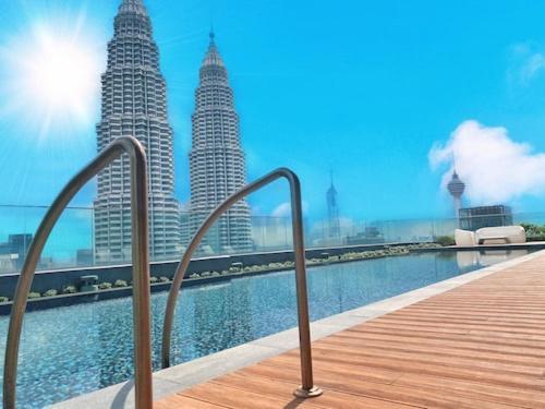 Star Holiday Sky Pool Klcc Kuala Lumpur Exterior foto